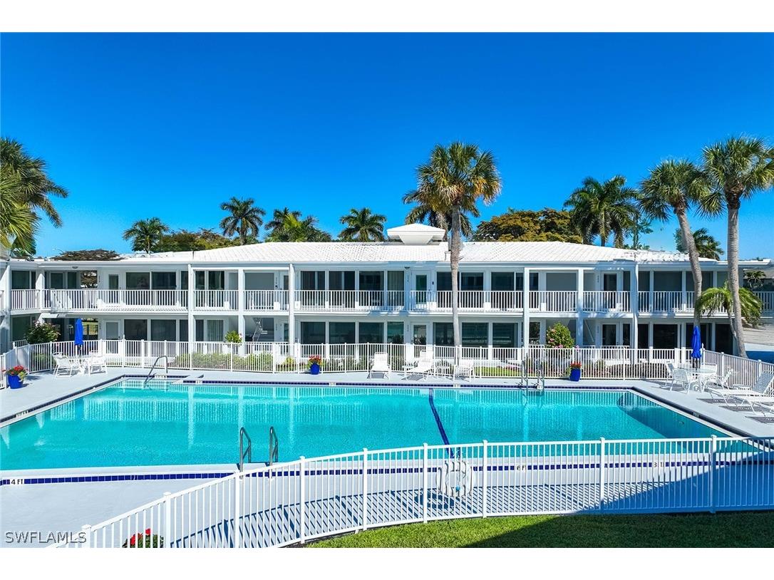 350 Harbour Drive #350 Naples FL 34103 226006977 image5