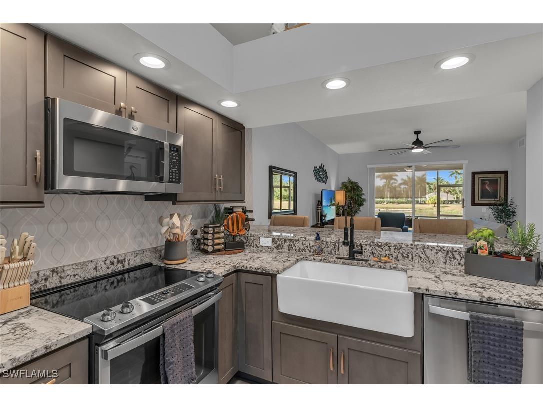 350 Newport Drive #1902 Naples FL 34114 225044591 image7