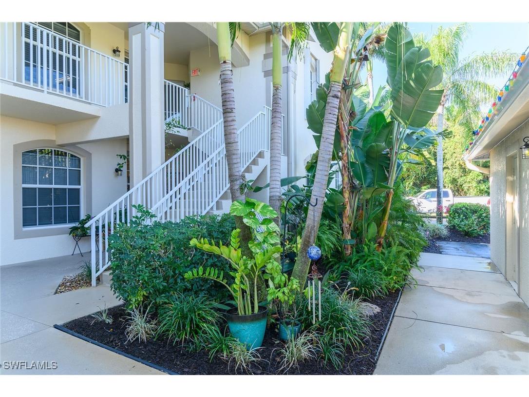 350 Newport Drive #1906 Naples FL 34114 225082288 image3