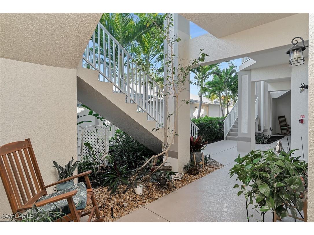 350 Newport Drive #1906 Naples FL 34114 225082288 image4