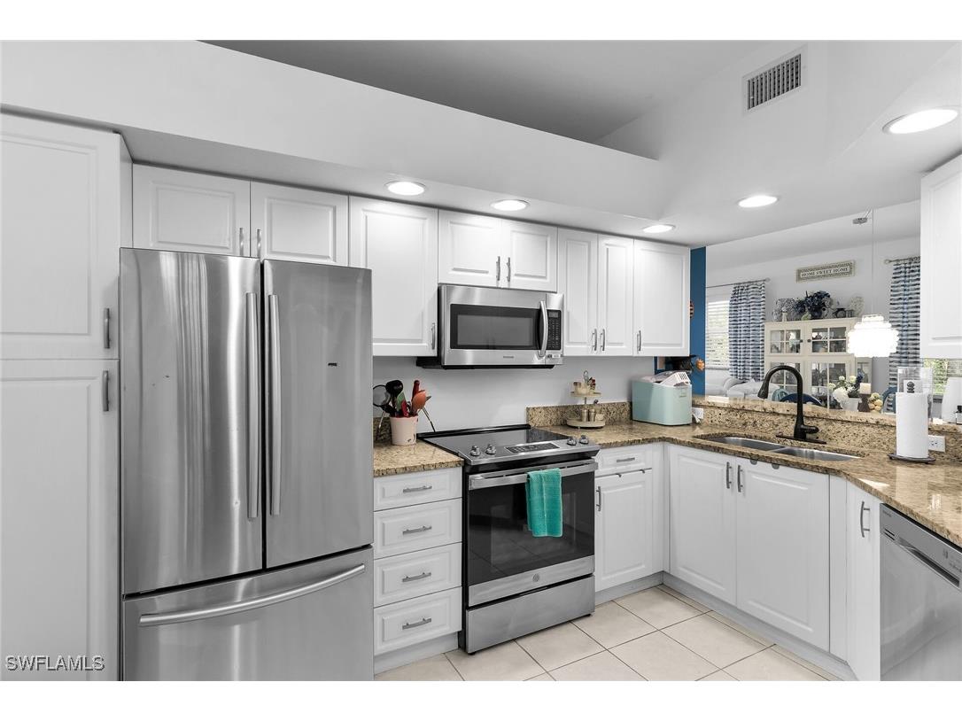 350 Newport Drive #1906 Naples FL 34114 225082288 image7