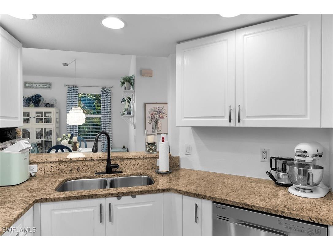 350 Newport Drive #1906 Naples FL 34114 225082288 image9