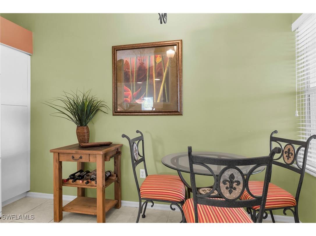 350 Newport Drive #1907 Naples FL 34114 225081292 image8