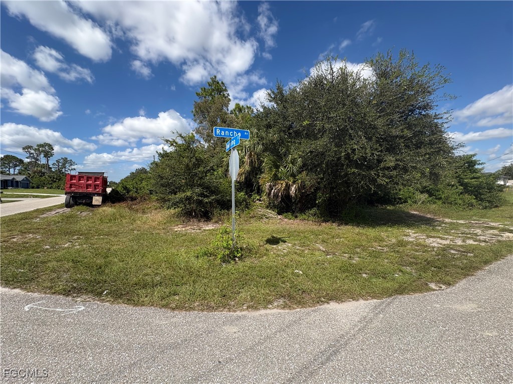 350 Rancho Avenue Lehigh Acres FL 33974 2025015941 image1