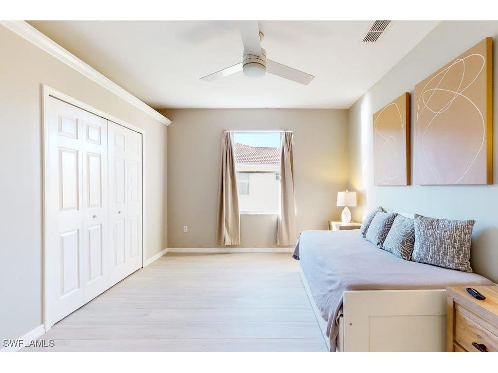 350 Robin Hood Circle #202 Naples FL 34104 225064511 image20