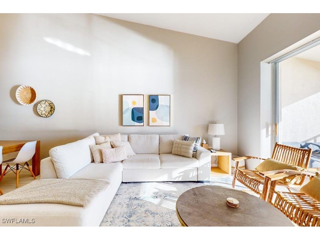 350 Robin Hood Circle #202 Naples FL 34104 225064511 image4