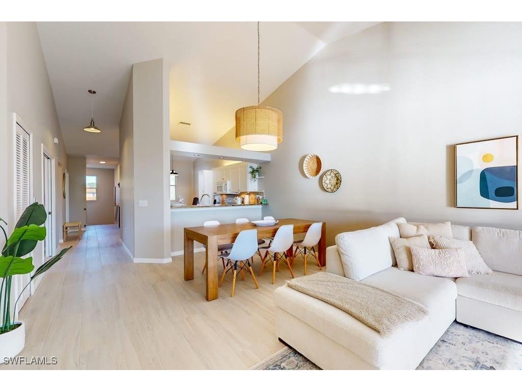 350 Robin Hood Circle #202 Naples FL 34104 225064511 image7