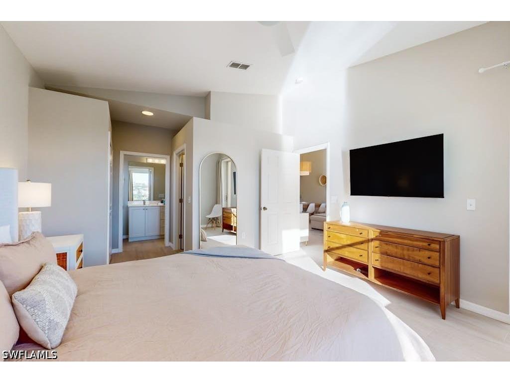350 Robin Hood Circle #202 Naples FL 34104 226025375 image14