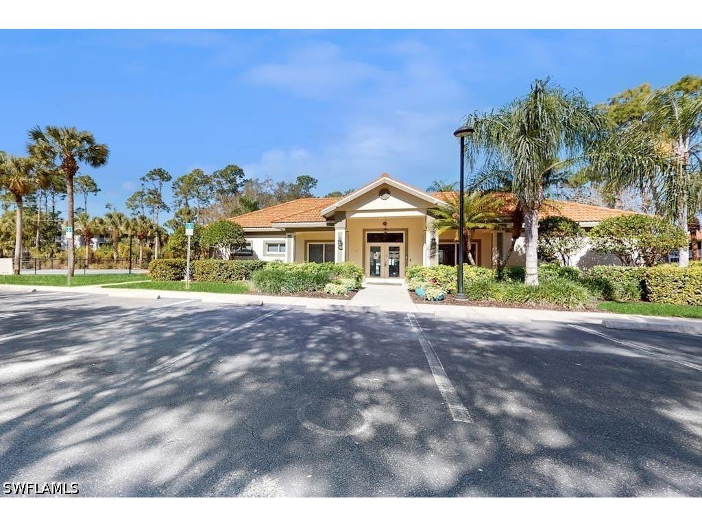 350 Robin Hood Circle #202 Naples FL 34104 226025375 image28