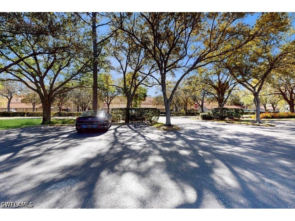 350 Robin Hood Circle #202 Naples FL 34104 226025375 image40