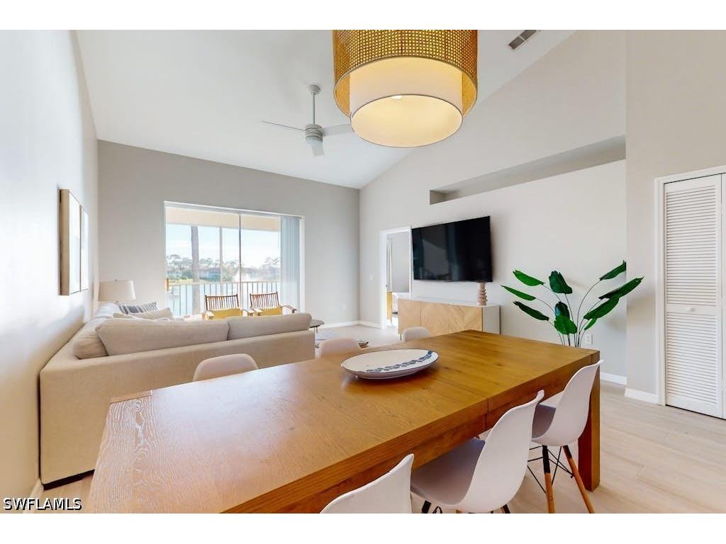 350 Robin Hood Circle #202 Naples FL 34104 226025375 image6