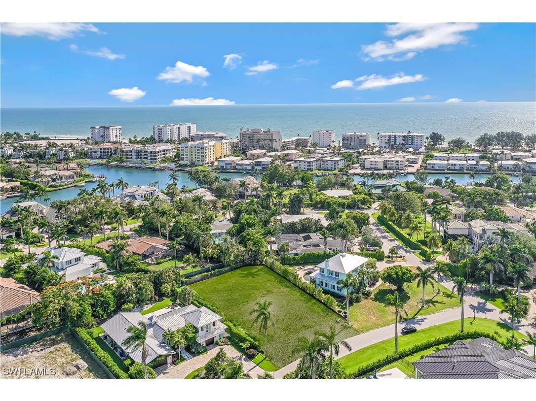 350 Rudder Road Naples FL 34102 223031953 image1