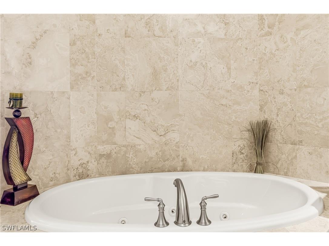 350 S Collier Boulevard #306 Marco Island FL 34145 226011012 image5