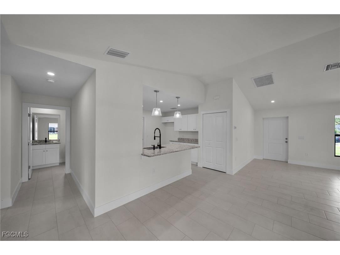 3500 69th Street W Lehigh Acres FL 33971 2025008948 image8