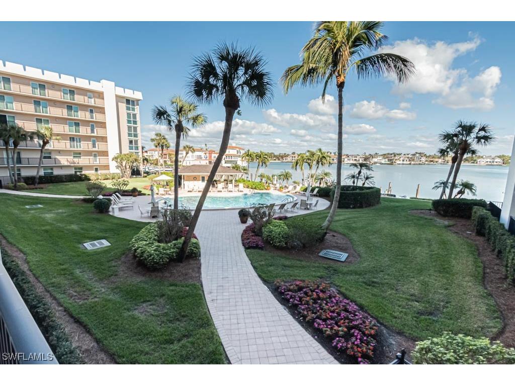3500 Gulf Shore Boulevard N #208 Naples FL 34103 223008880 image1