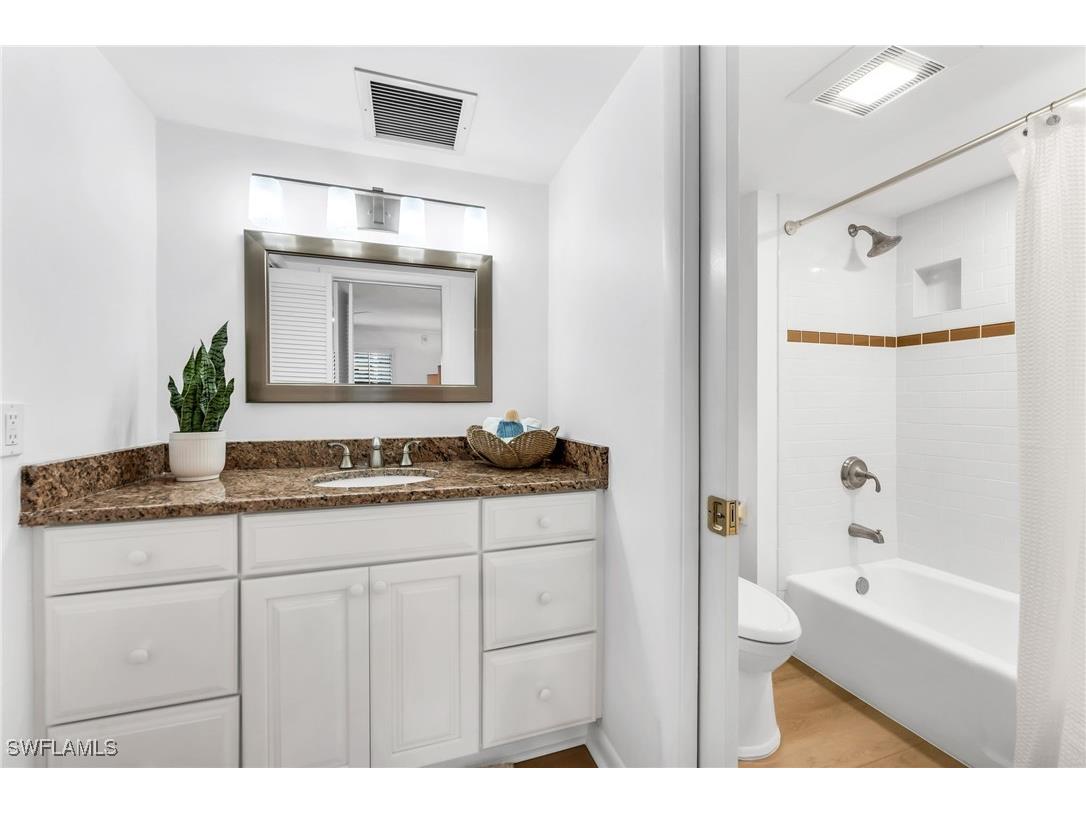 3500 Gulf Shore Boulevard N #402 Naples FL 34103 225073429 image17