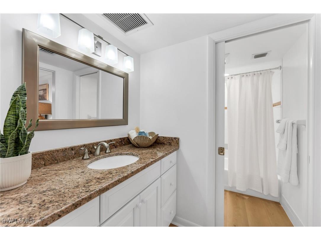 3500 Gulf Shore Boulevard N #402 Naples FL 34103 225073429 image18