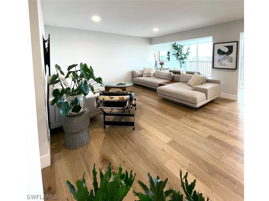 3500 Gulf Shore Boulevard N #406 Naples FL 34103 224045719 image1