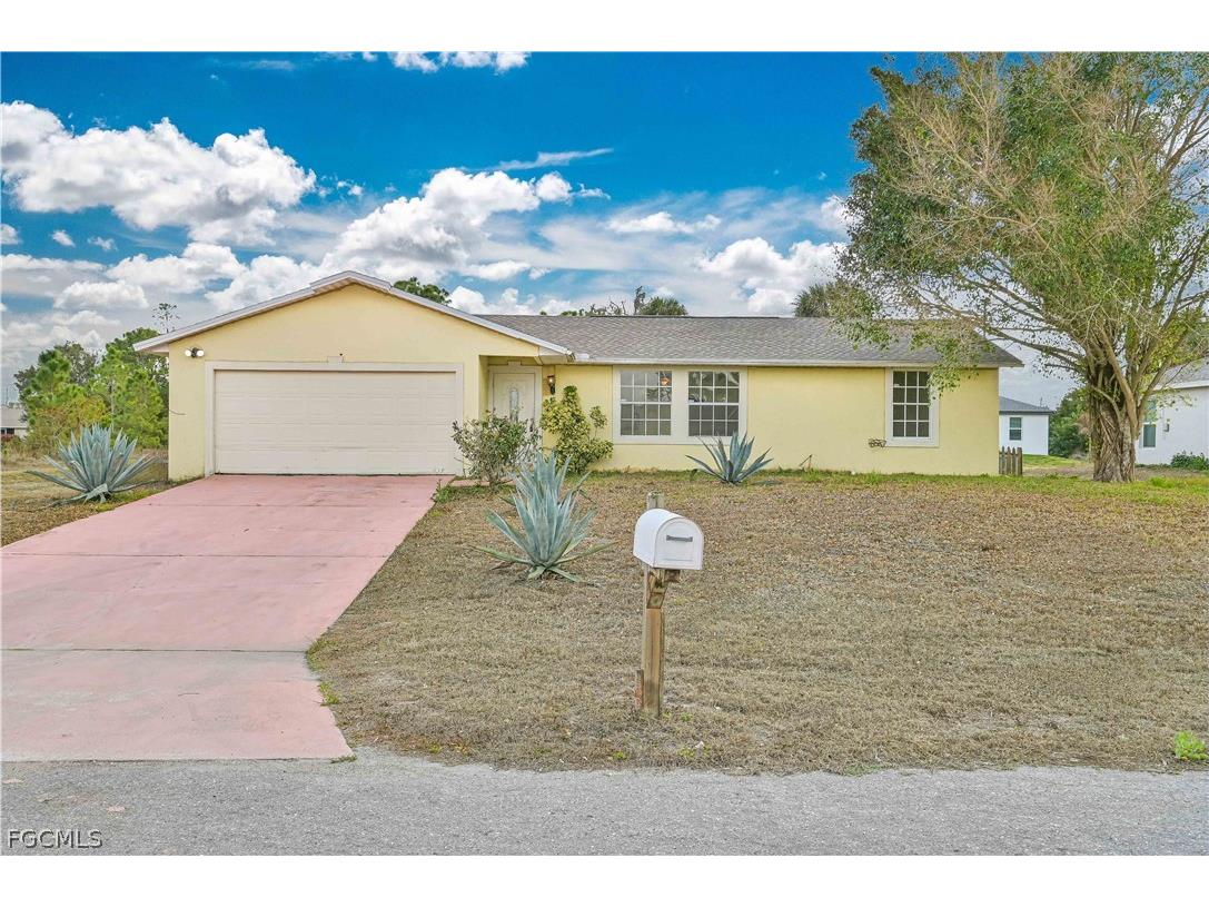 3501 38th Street SW Lehigh Acres FL 33976 2026010294 image1