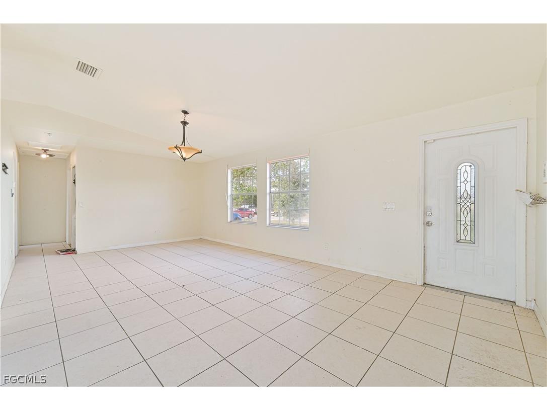 3501 38th Street SW Lehigh Acres FL 33976 2026010294 image4