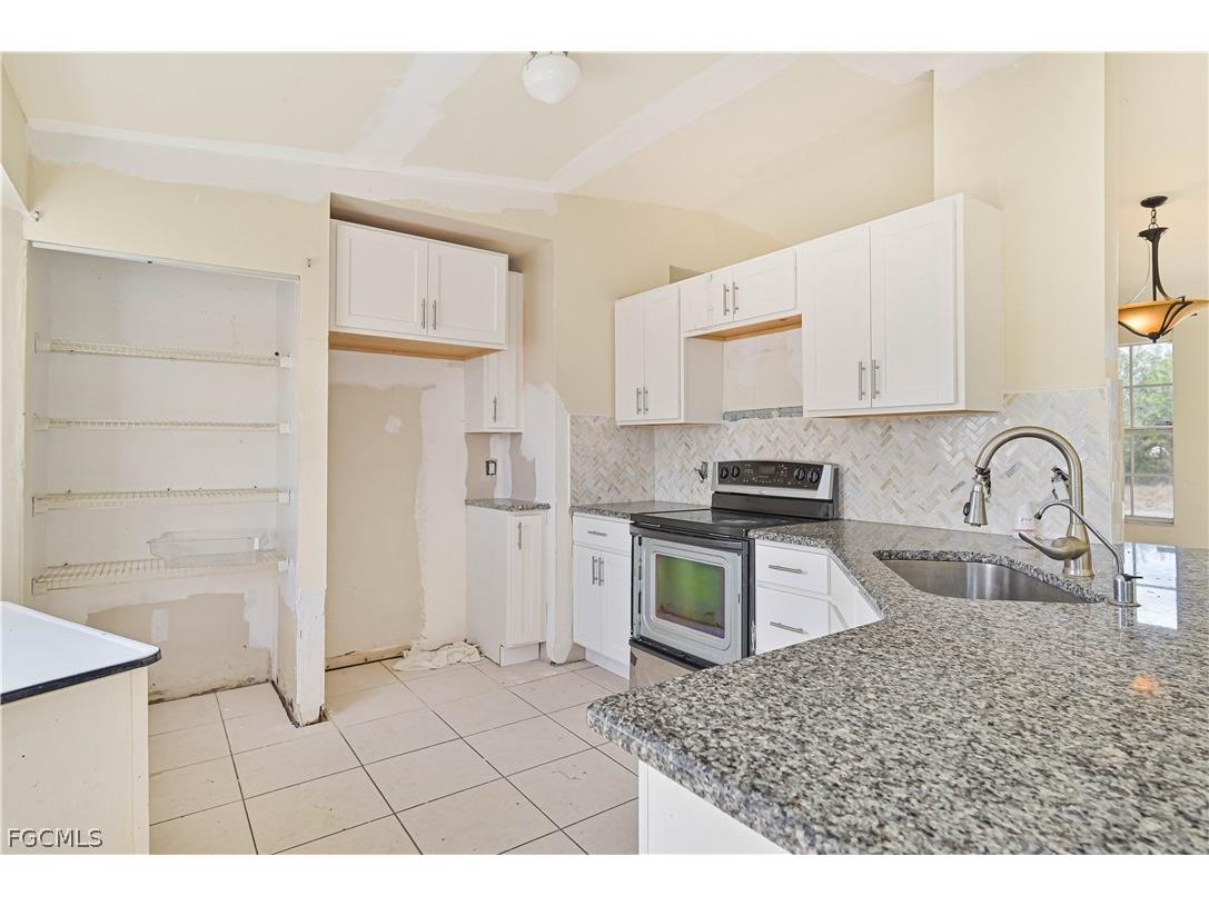 3501 38th Street SW Lehigh Acres FL 33976 2026010294 image9