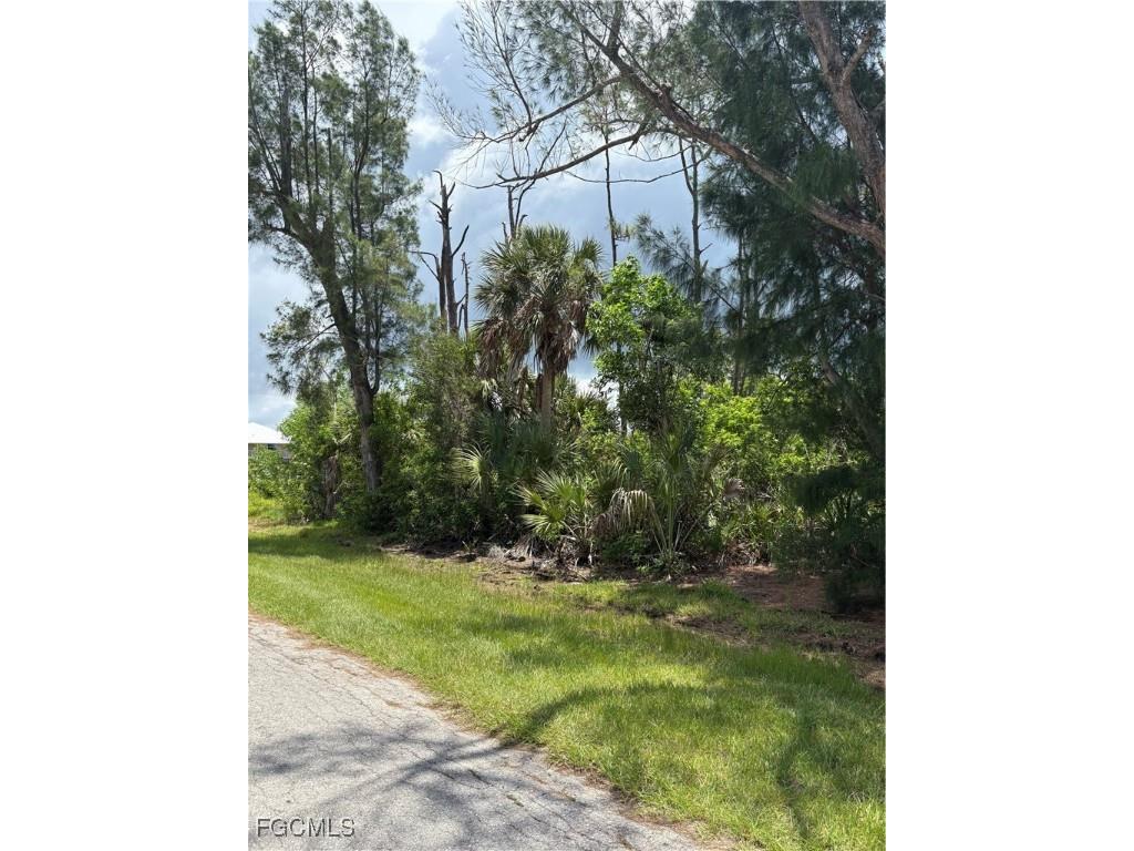 3501 Tangerine Drive Saint James City FL 33956 2025002262 image1