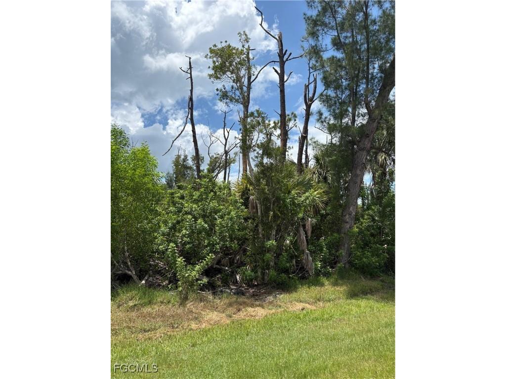 3501 Tangerine Drive Saint James City FL 33956 2025002262 image4