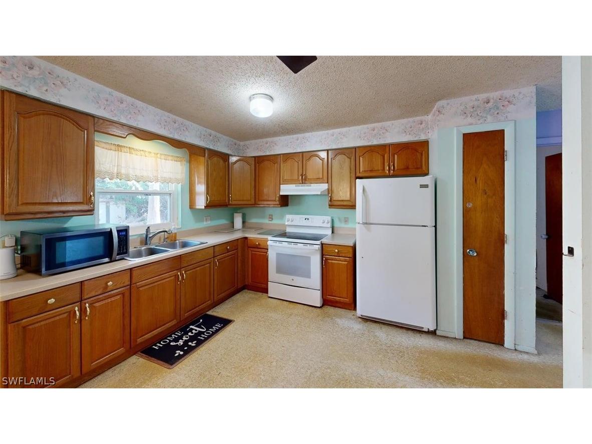 3501 White Boulevard Naples FL 34117 226012068 image18