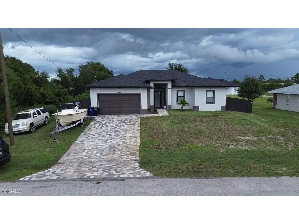 3502 22nd Street SW Lehigh Acres FL 33976 2025008617 image1