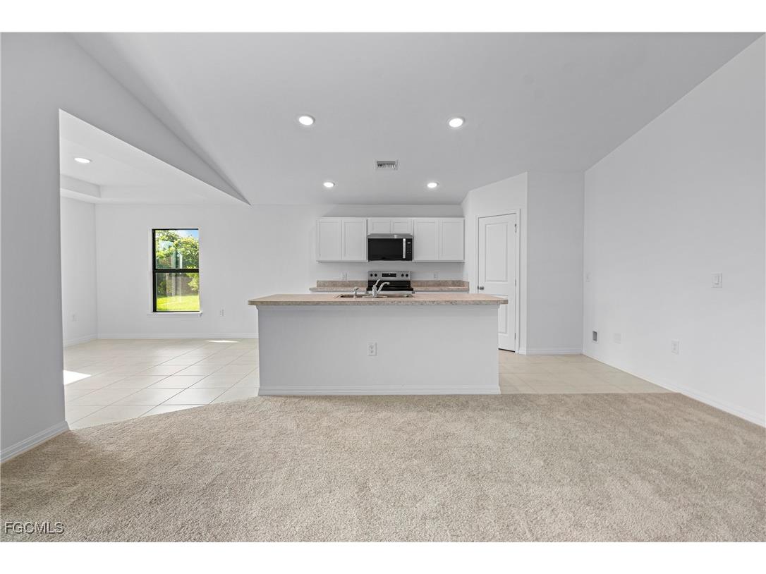 3502 74th Street W Lehigh Acres FL 33971 2025010249 image3