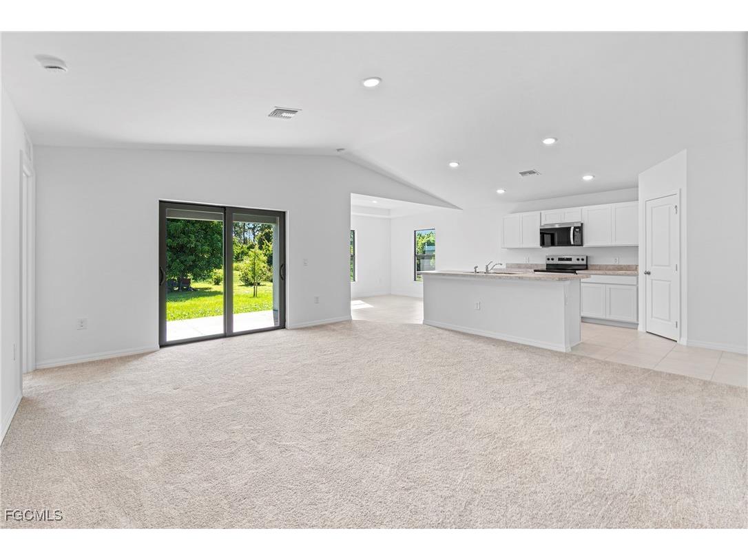 3502 74th Street W Lehigh Acres FL 33971 2025010249 image7