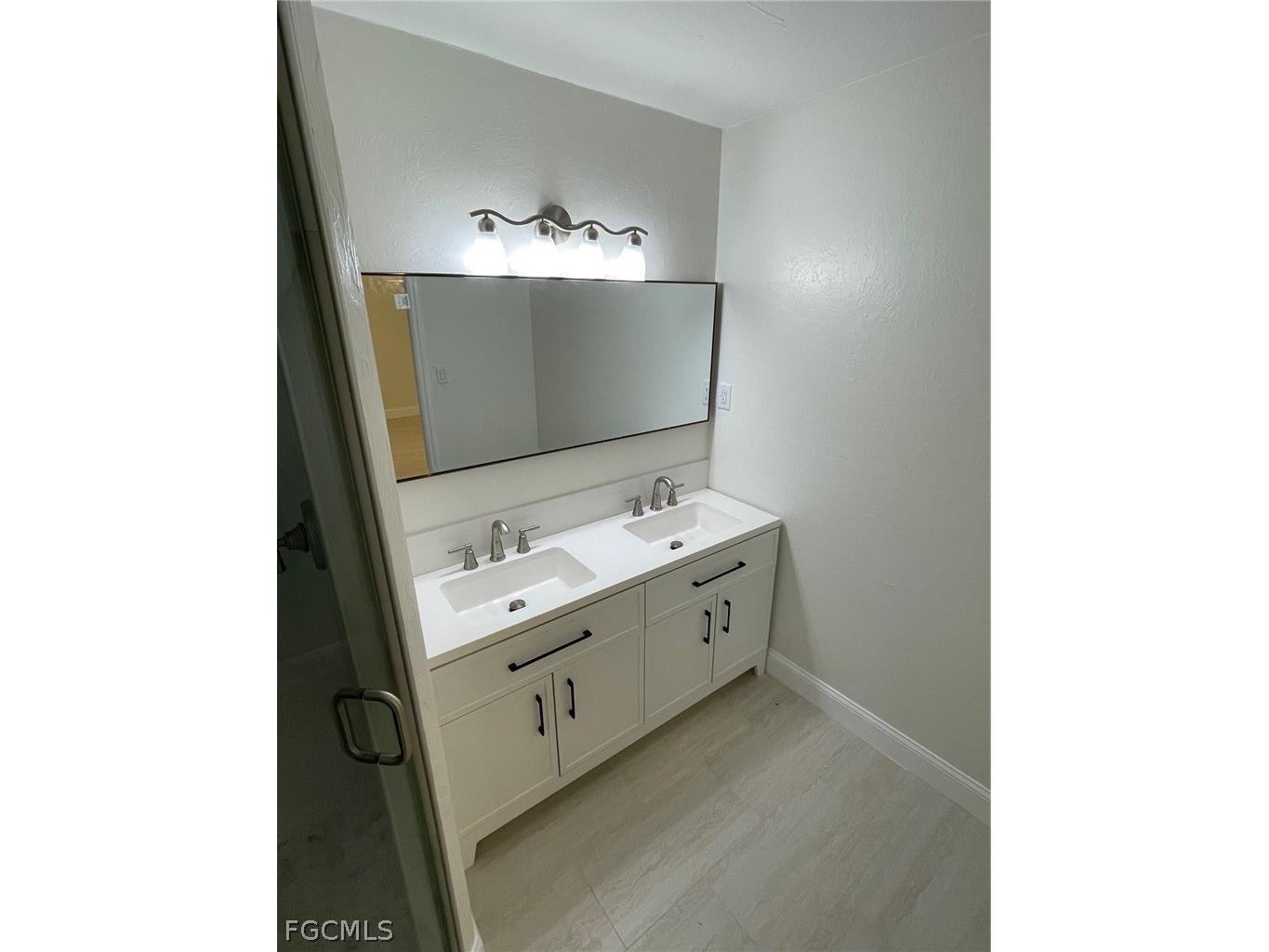 3502 SE 22nd Place Cape Coral FL 33904 2026011316 image12