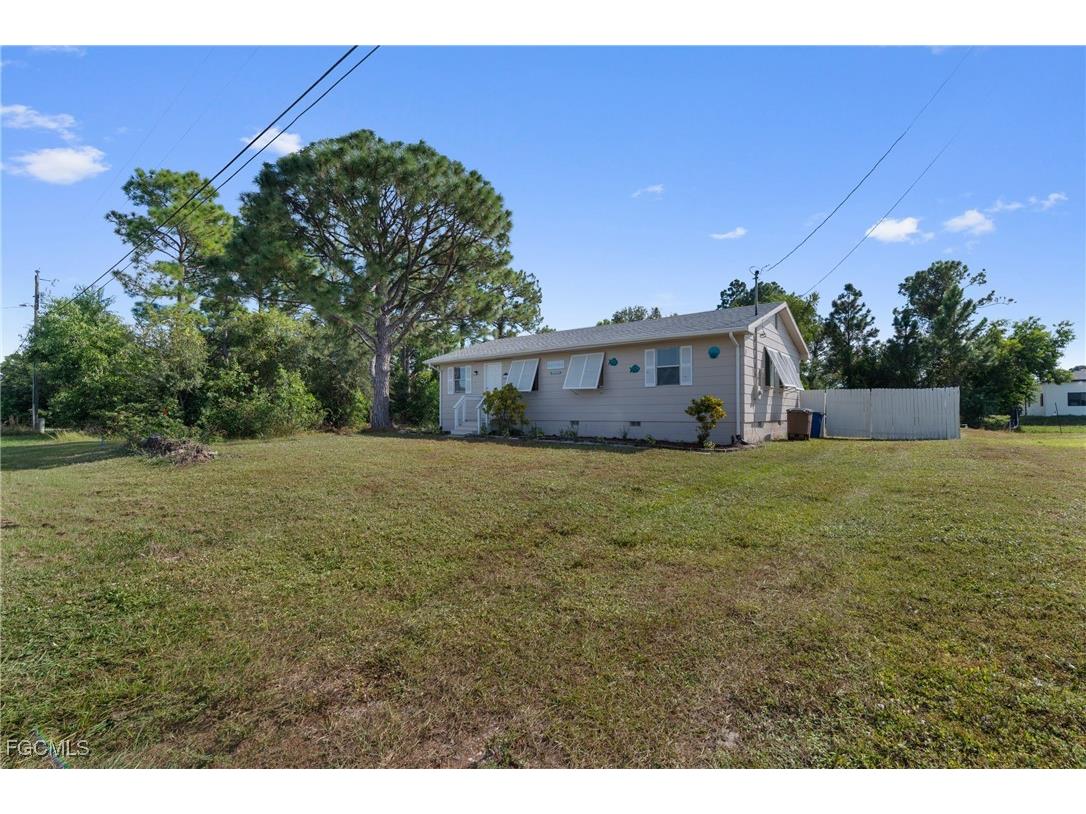 3503 22nd Street SW Lehigh Acres FL 33976 2025021915 image3