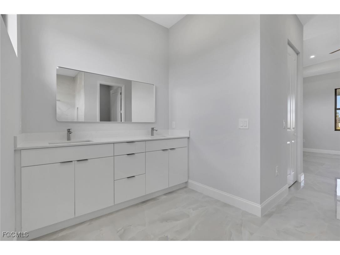 3503 NW 45th Place Cape Coral FL 33993 2025019676 image16