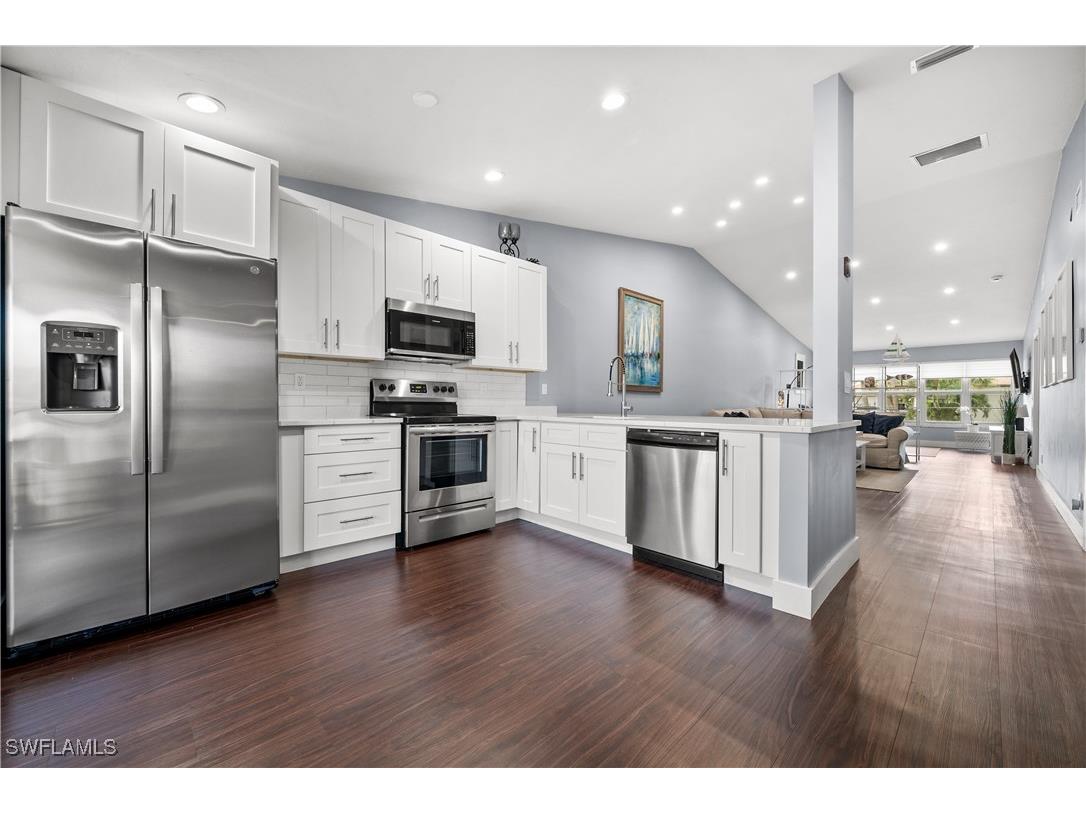 3504 Antarctic Circle S Naples FL 34112 225074636 image1