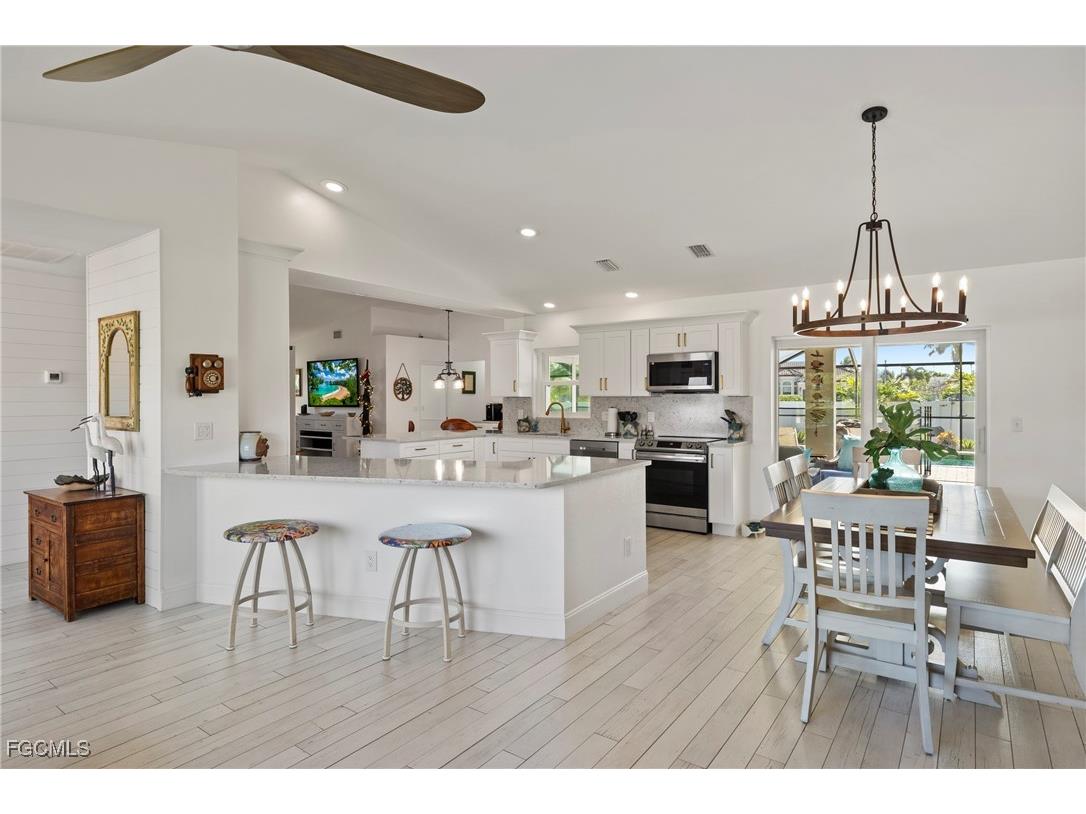 3504 SW 6th Street Cape Coral FL 33991 2025018014 image6