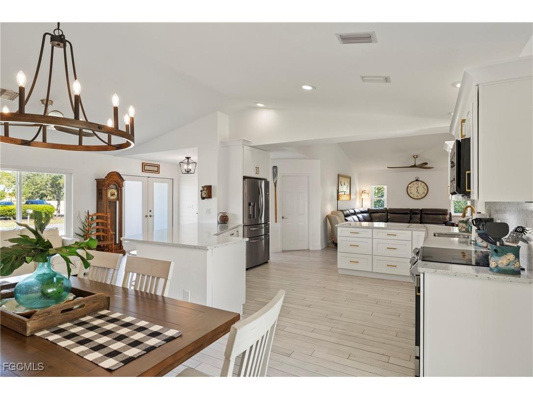 3504 SW 6th Street Cape Coral FL 33991 2025018014 image8