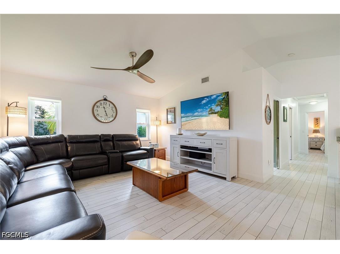 3504 SW 6th Street Cape Coral FL 33991 2026025193 image9