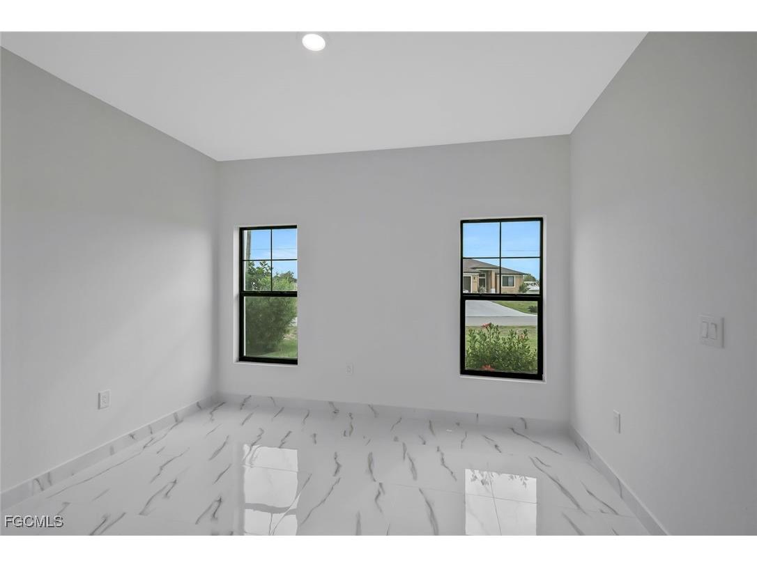 3505 NW 44th Place Cape Coral FL 33993 2025018782 image27