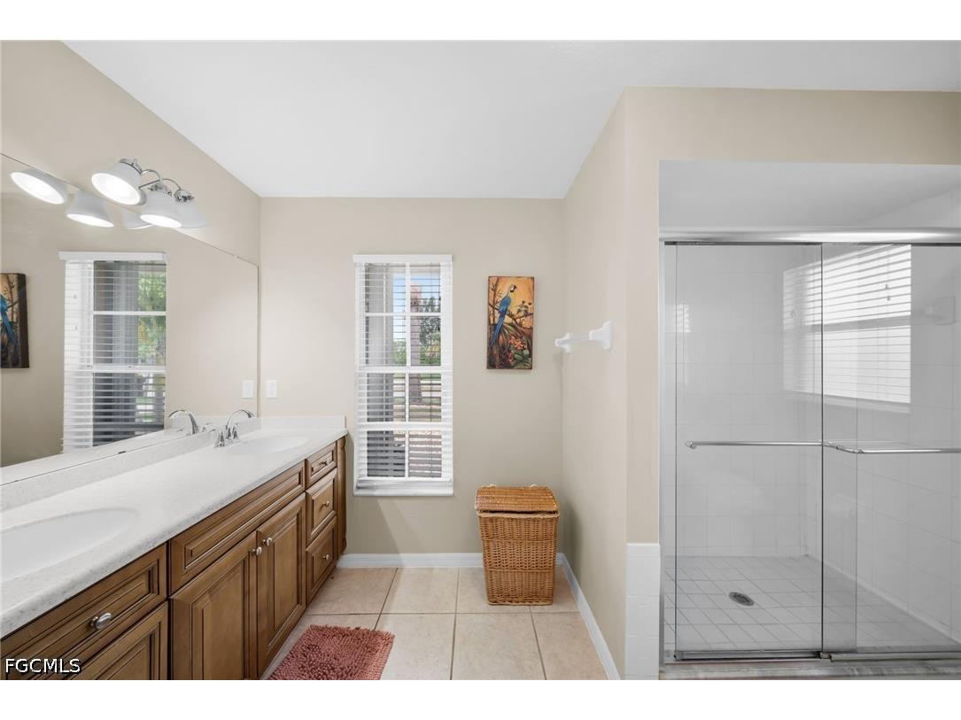 3505 Surfside Boulevard Cape Coral FL 33914 2026027634 image20