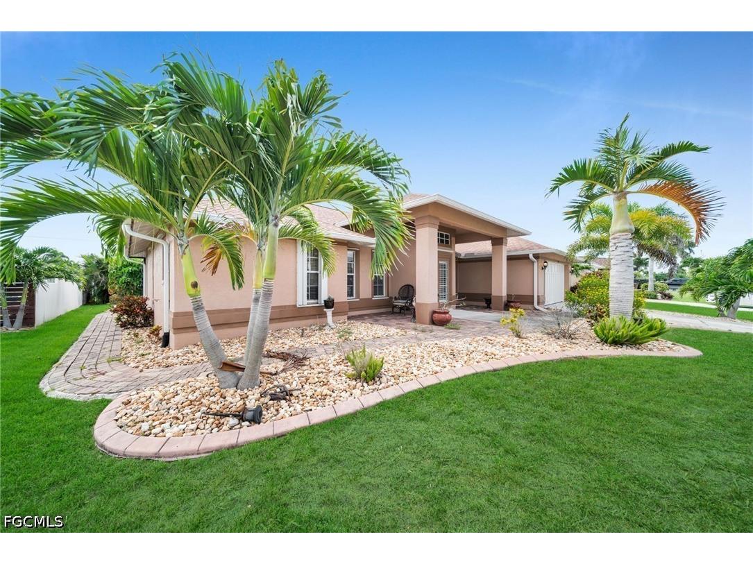 3505 Surfside Boulevard Cape Coral FL 33914 2026027634 image6