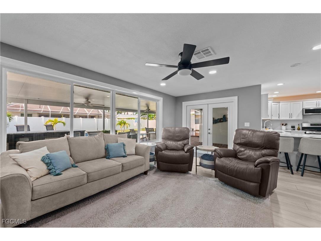 3506 SE 22nd Place Cape Coral FL 33904 2025022897 image10