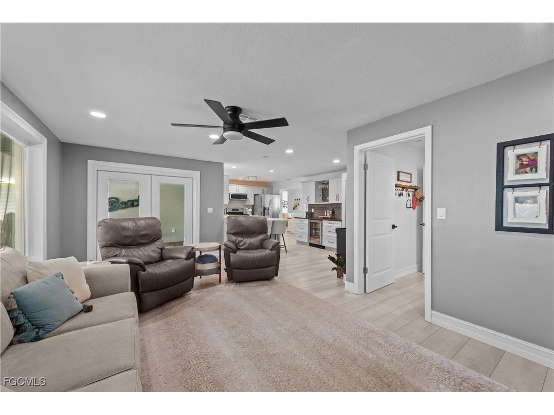 3506 SE 22nd Place Cape Coral FL 33904 2025022897 image11