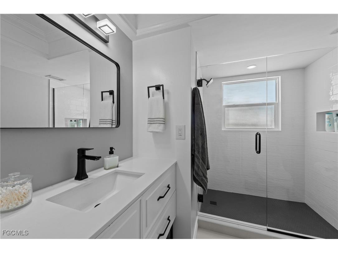 3506 SE 22nd Place Cape Coral FL 33904 2025022897 image24