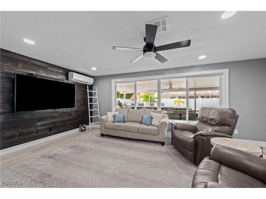 3506 SE 22nd Place Cape Coral FL 33904 2025022897 image8