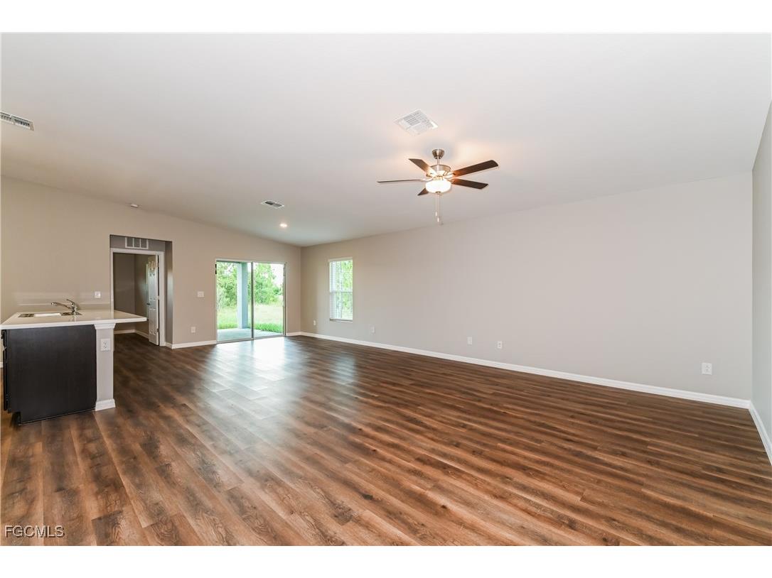 3507 26th Street SW Lehigh Acres FL 33976 2025007088 image2