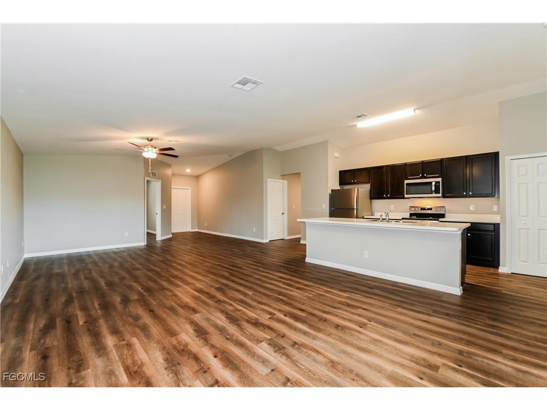 3507 26th Street SW Lehigh Acres FL 33976 2025007088 image6