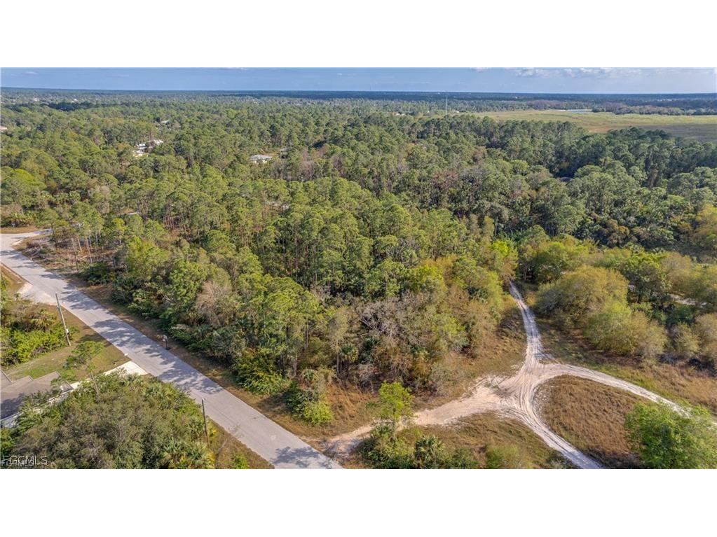 3507 51st Street W Lehigh Acres FL 33971 2026011490 image2