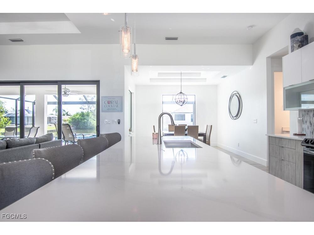 3507 SW 2nd Avenue Cape Coral FL 33914 2025013852 image6