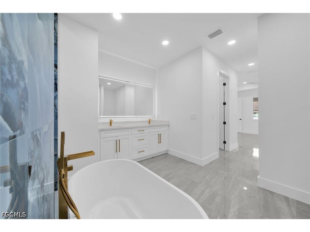 3508 NW 21st Street Cape Coral FL 33993 2026015830 image30